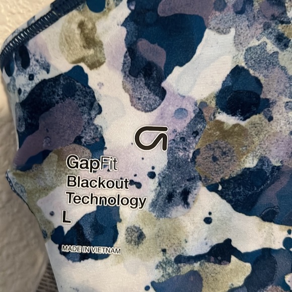 Gap crop top. - Picture 9 of 9